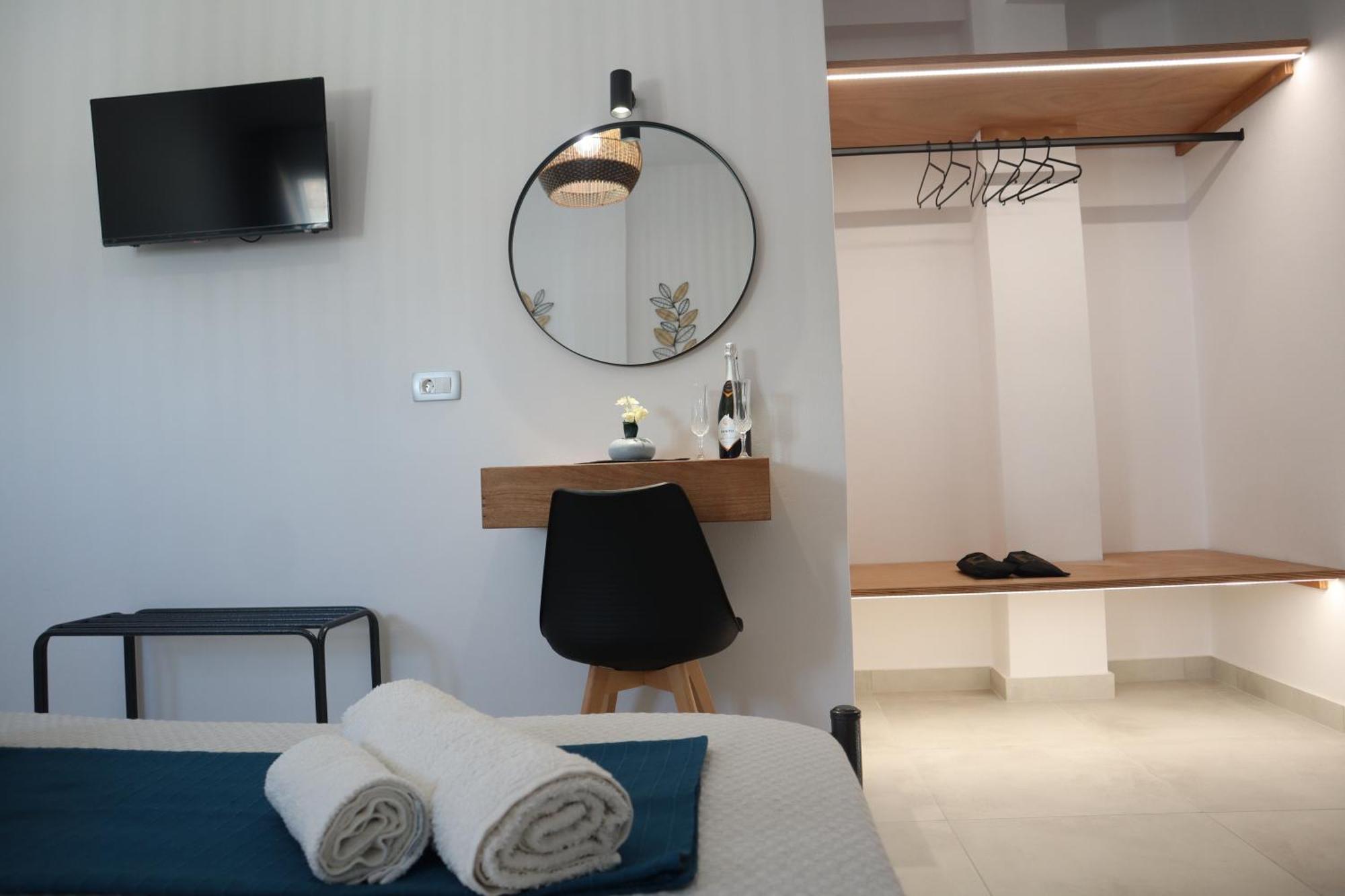 Pension St.George Rooms & Studios Perivolos Zewnętrze zdjęcie