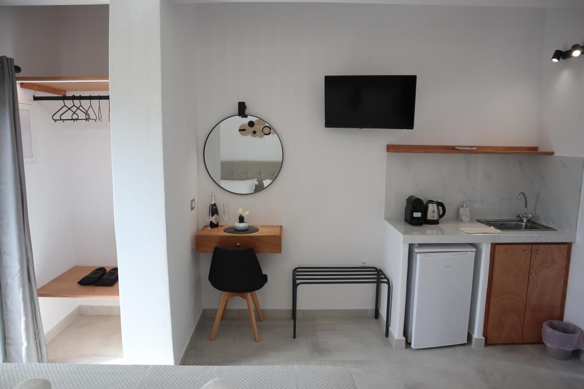 Pension St.George Rooms & Studios Perivolos Zewnętrze zdjęcie