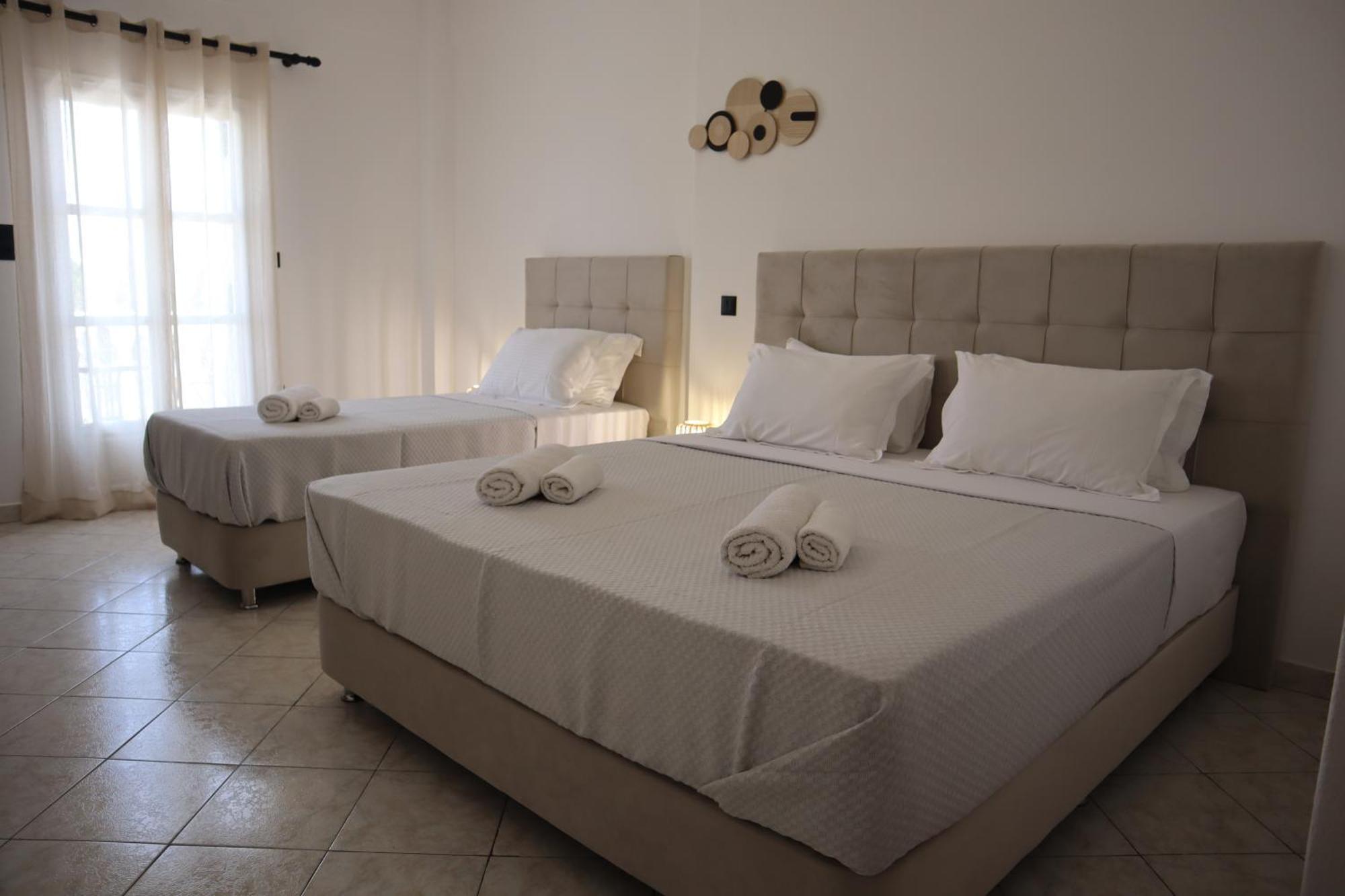 Pension St.George Rooms & Studios Perivolos Zewnętrze zdjęcie